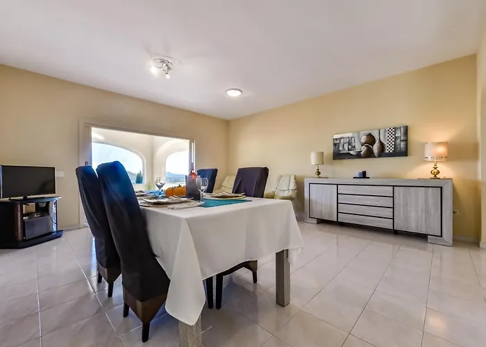 Guzman - Cucarres * 칼페