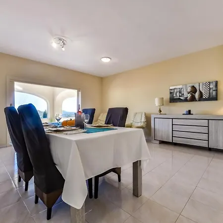 Guzman - Cucarres * Calpe