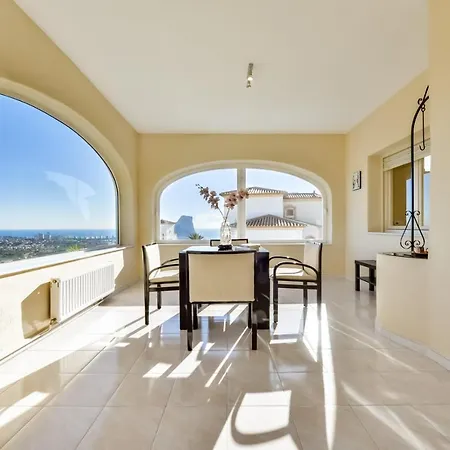 Villa Guzman - Cucarres *