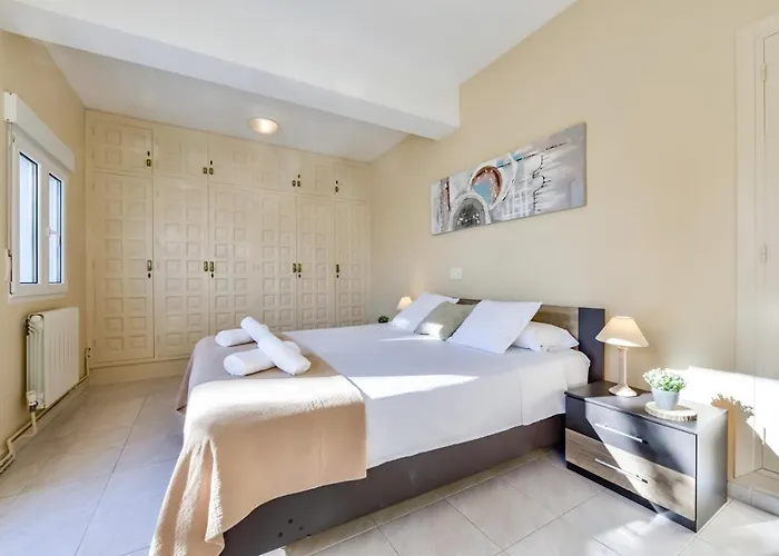 Vila Guzman - Cucarres Calpe