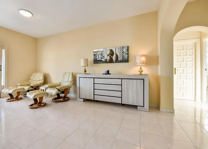 Guzman - Cucarres * Calpe