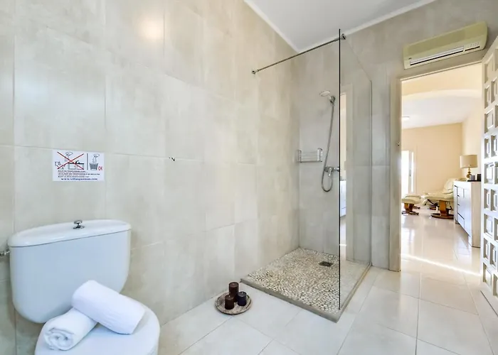 Vila Guzman - Cucarres Calpe